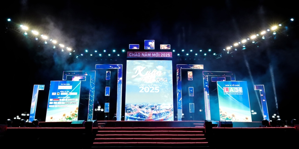 Countdown Tết dương lịch 2025