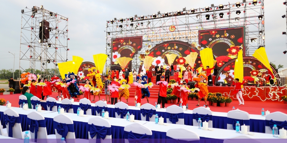 Countdown Tết âm lịch 2025