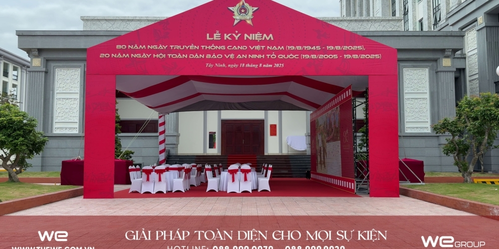 Lễ kỷ niệm 80 năm ngày truyền thống CAND Việt Nam và 20 năm ngày hội toàn dân ANTQ