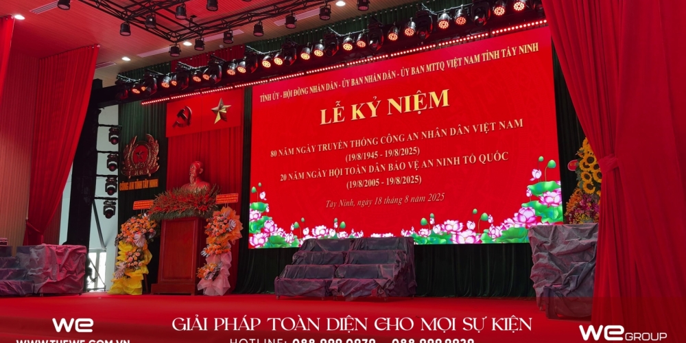 Lễ kỷ niệm 80 năm ngày truyền thống CAND Việt Nam và 20 năm ngày hội toàn dân ANTQ