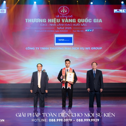 we-group-vinh-du-don-nhan-giai-thuong-thuong-hieu-vang-quoc-gia-khang-dinh-vi-the-dan-dau-nganh-su-kien